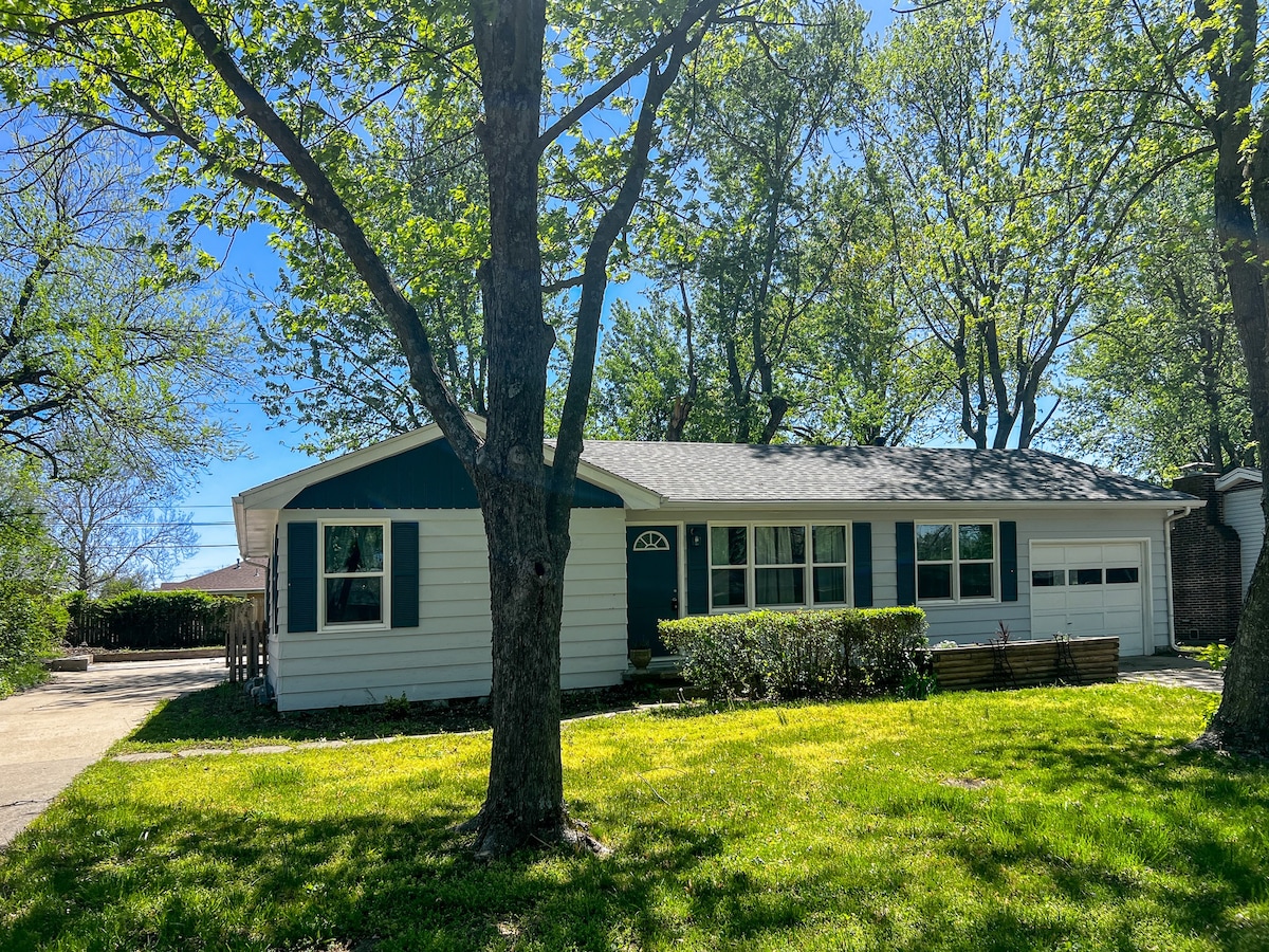 Quaint Ranch in Heart of Sedalia