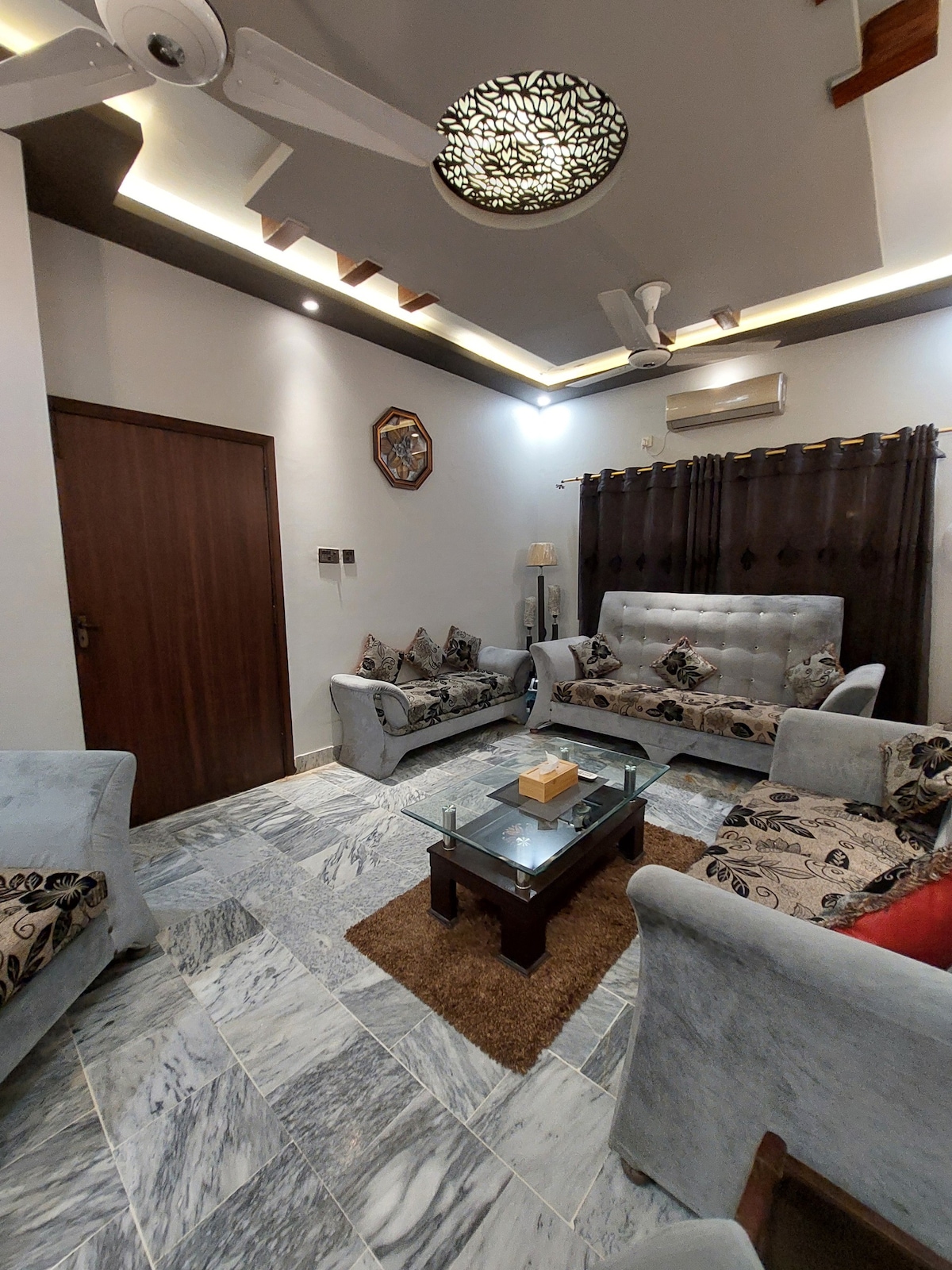 Travellers Home 2BR Portion In Gulshan Iqbal Blk7