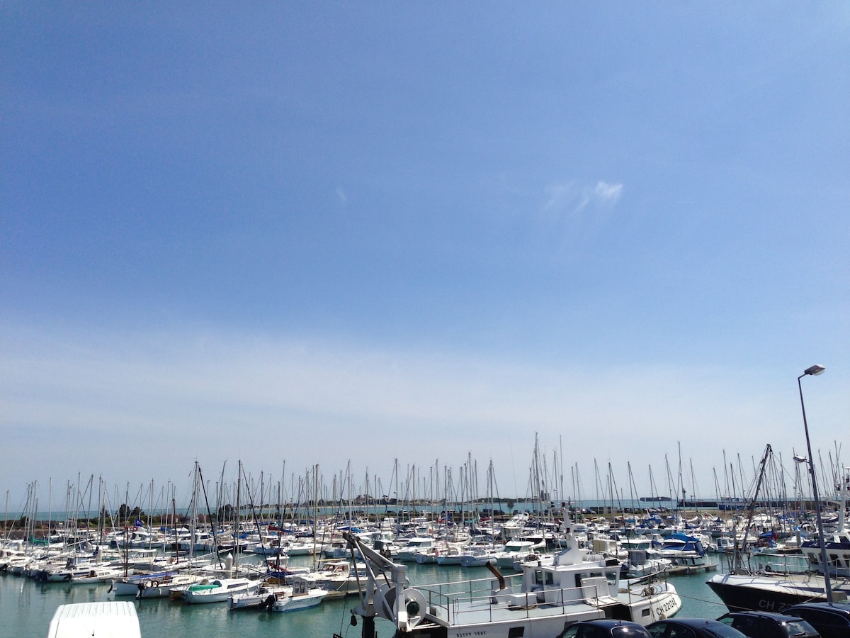 "La Douane" - Gîte sur le port de Saint-Vaast