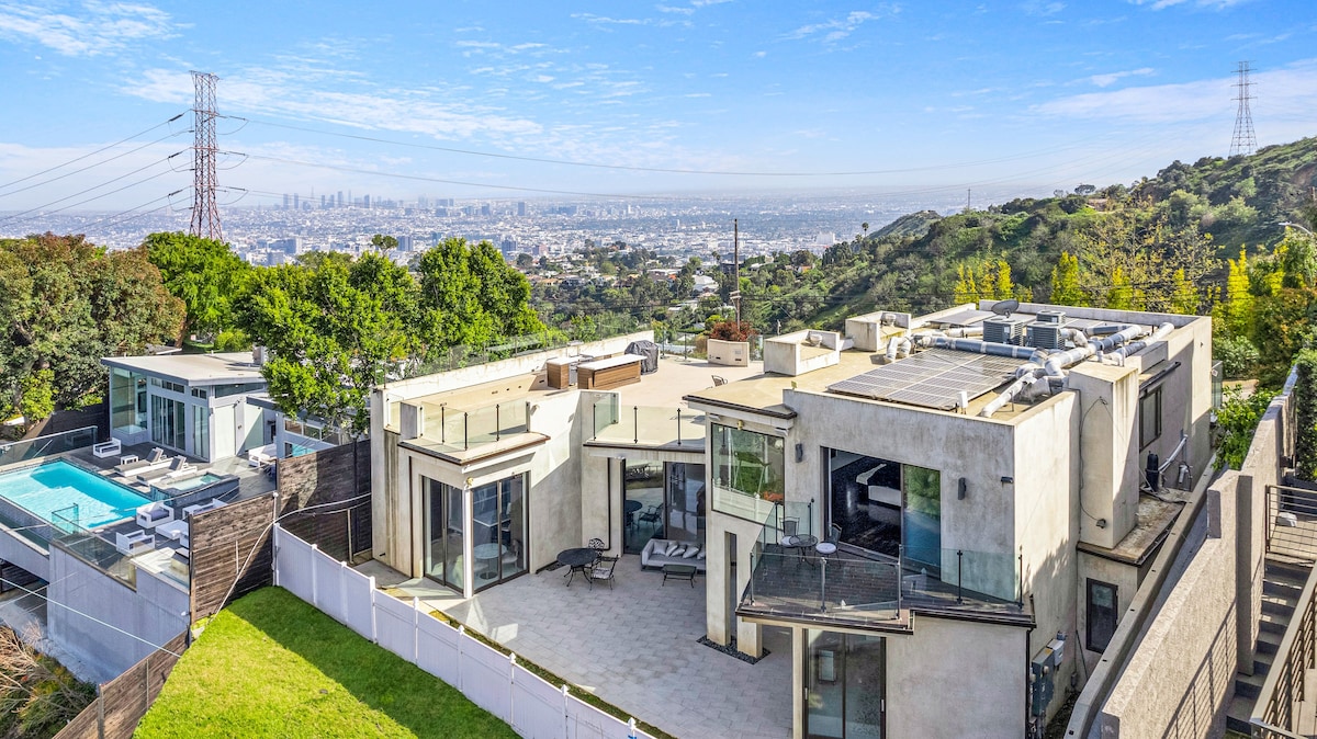Hollywood Hills Mansion 360 view