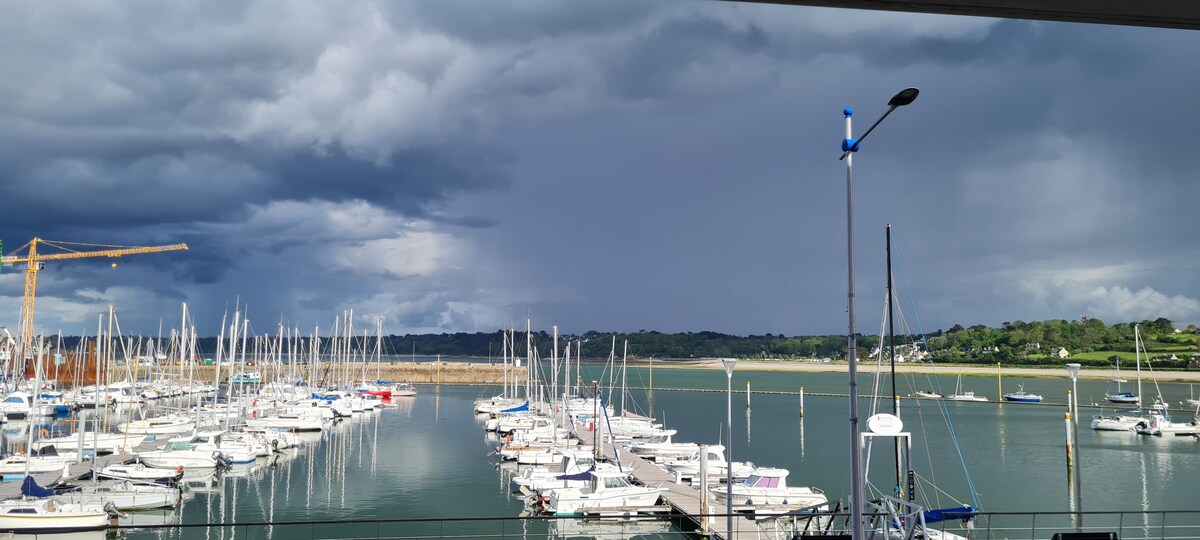 Appartement Escale Roz pleine vue sur le Port