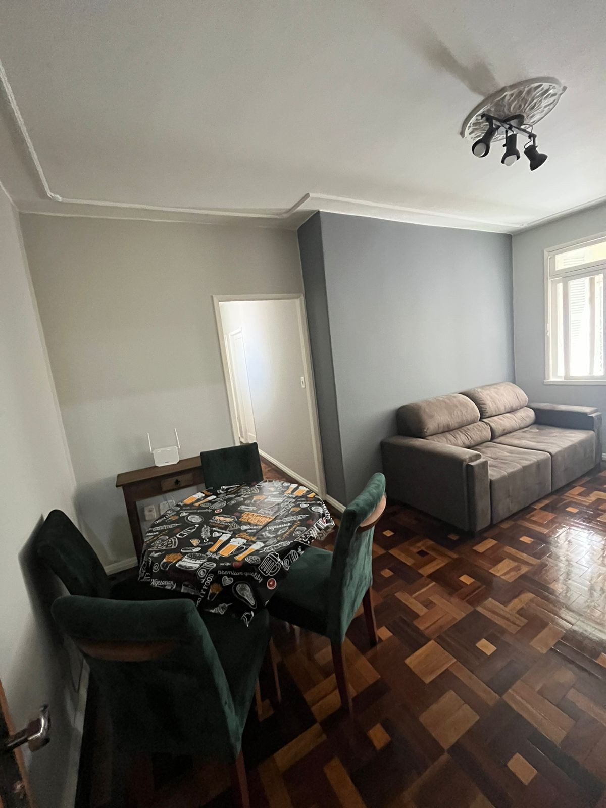 125 Apartamento no Centro de Porto Alegre (ArCond)