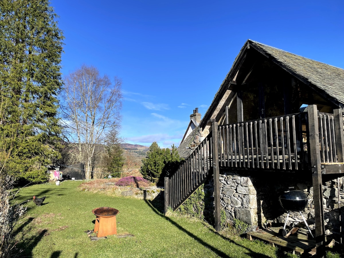 Cosy barn loft surrounded by spectacular views