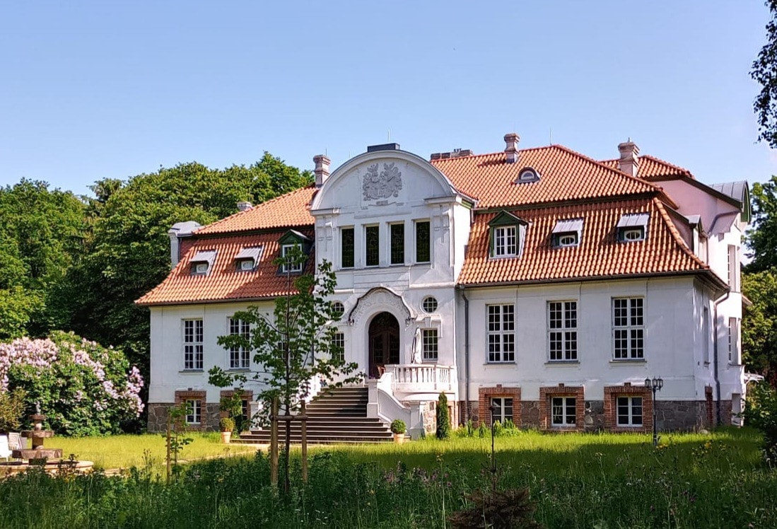 Gutshaus Stubbendorf, Sonnen-Stuuv