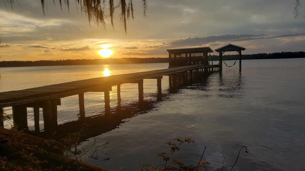 St Johns River Retreat - Unit2