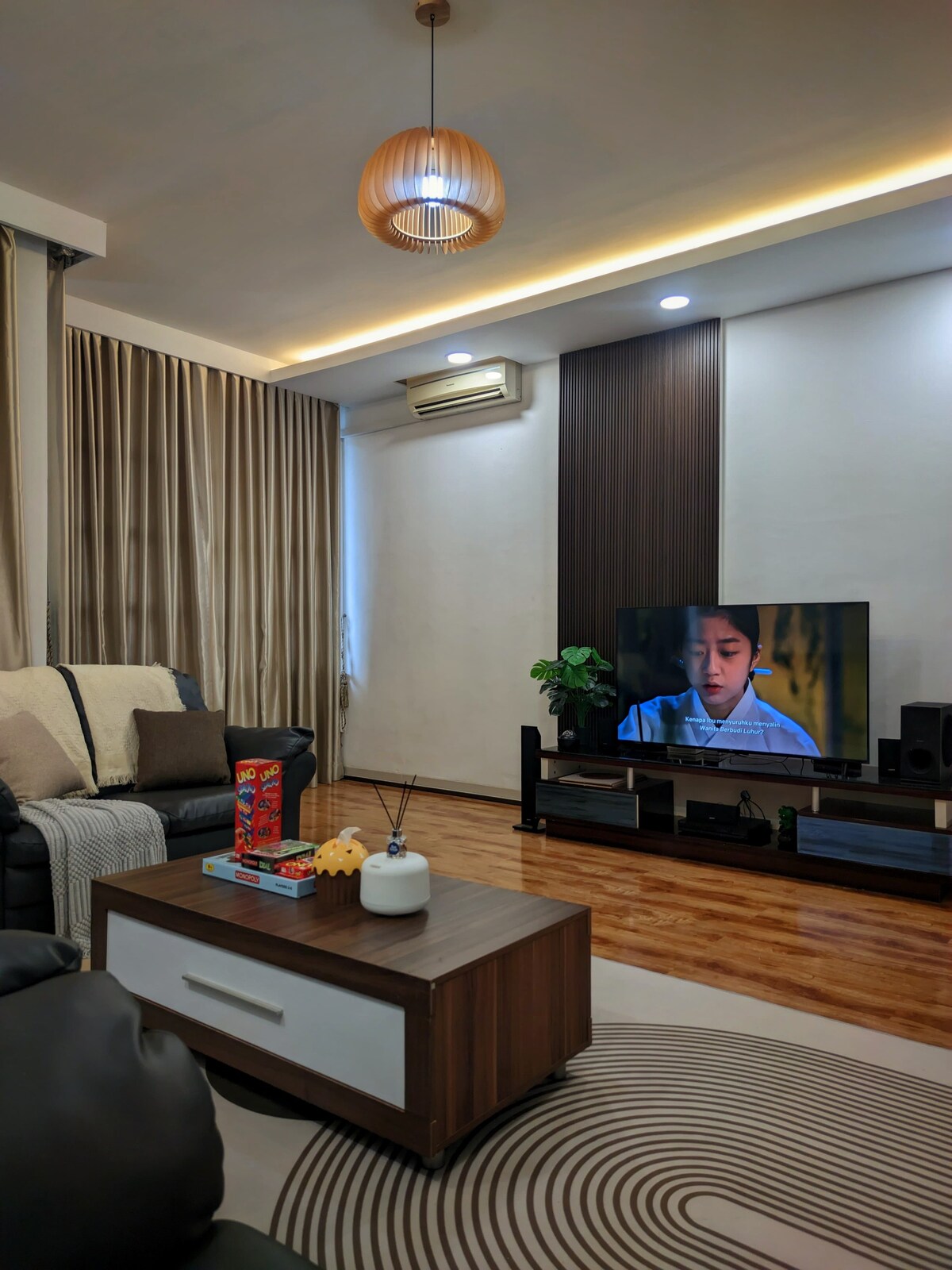 Relax & Chill 4BR Terrace House