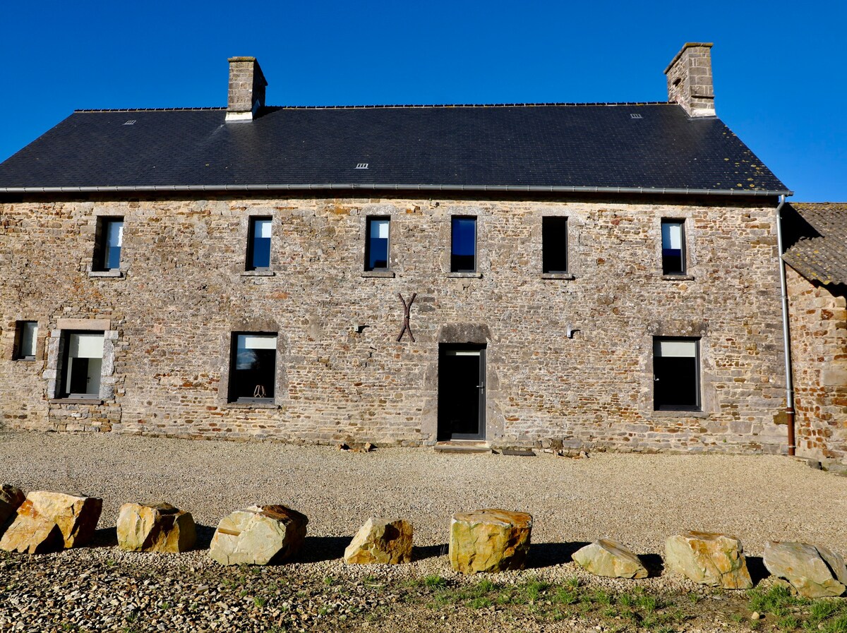 Traditional Normandy farmhouse 1 km from the beach