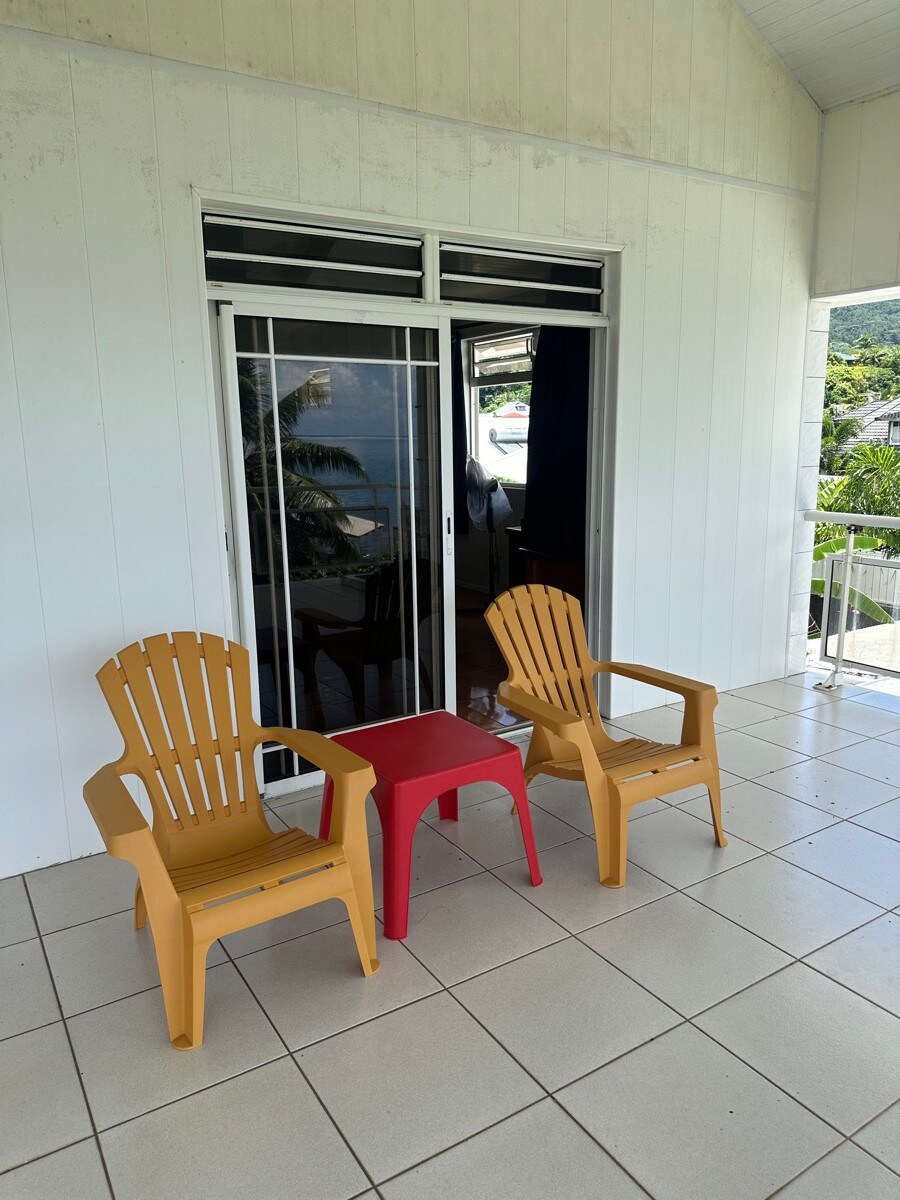 Chambre familiale dans villa bord de mer