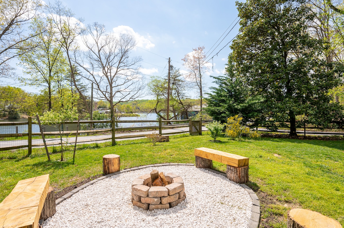 Gingerbread Lakeside Retreat: Paws and Relax