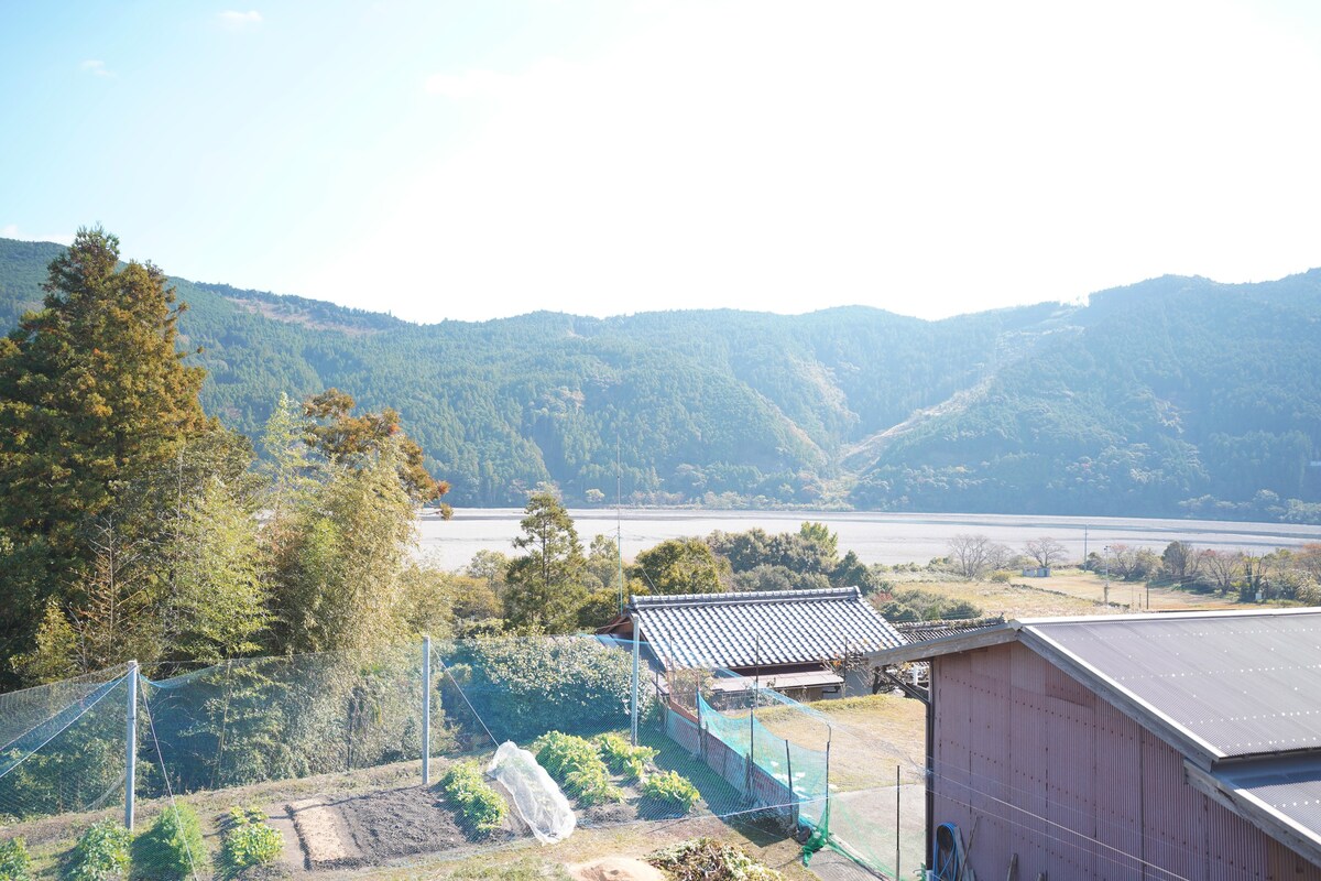 入住熊野（ Kumano Hongu ）的茶农场客栈