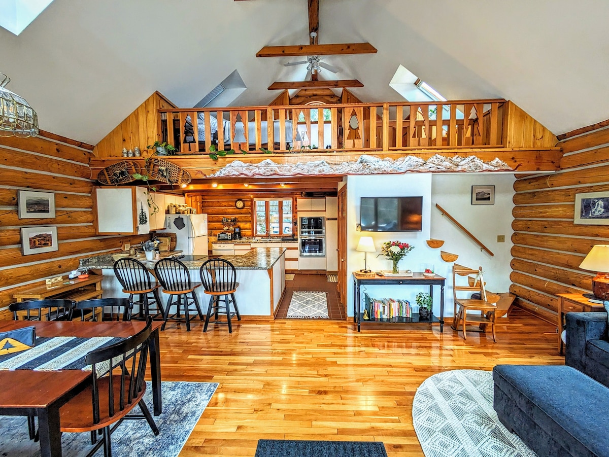 Authentic Log Home: Kismet Cabin