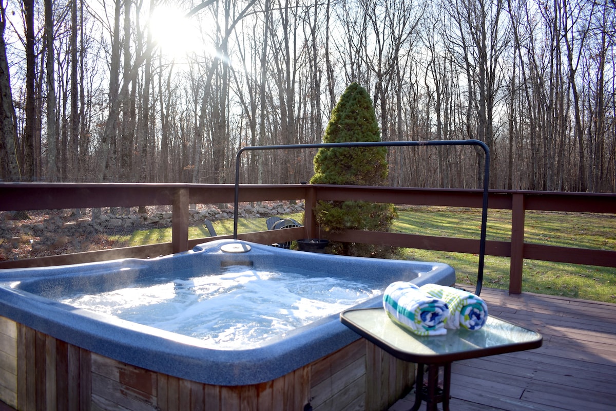 Little Woodsy Lodge Poconos ski/hot tub/lake