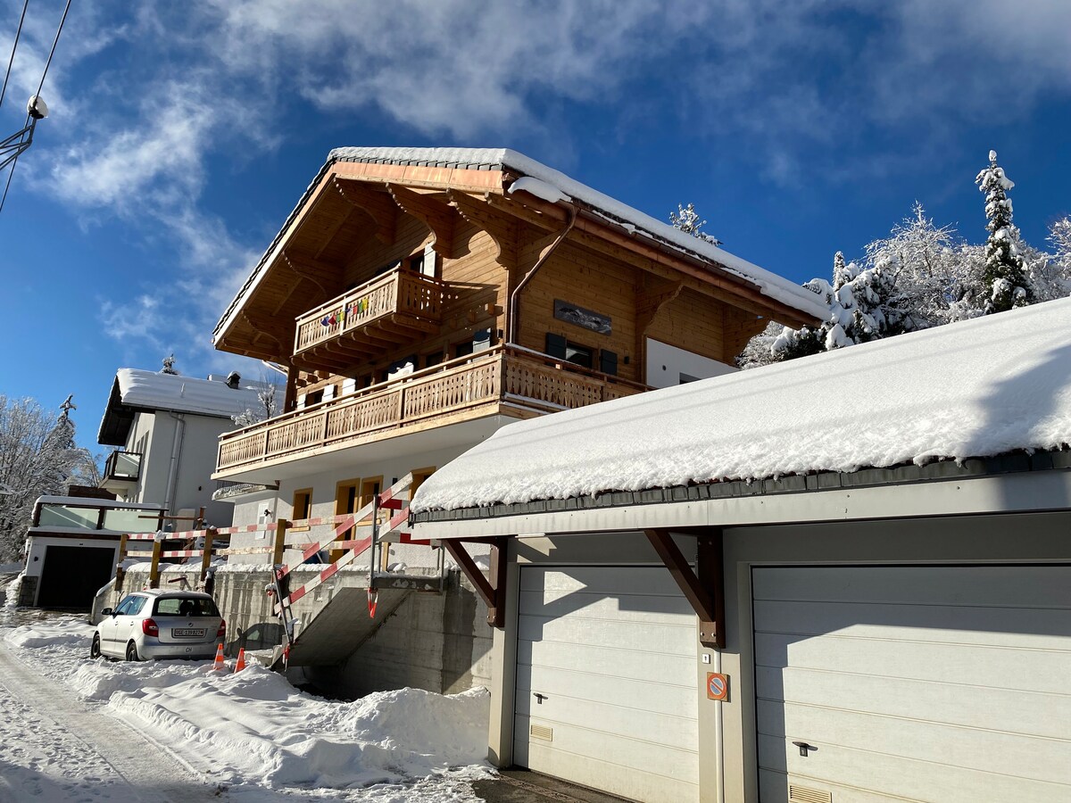 Chalet L'Adret, 3,5 pièces dans les combles.