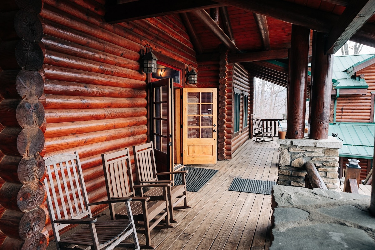 Wayward Moose Lodge