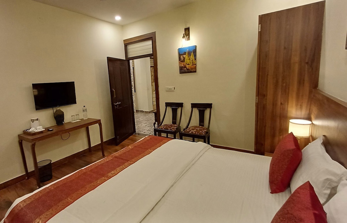 Shivalayaa - Deluxe Double Room No.1