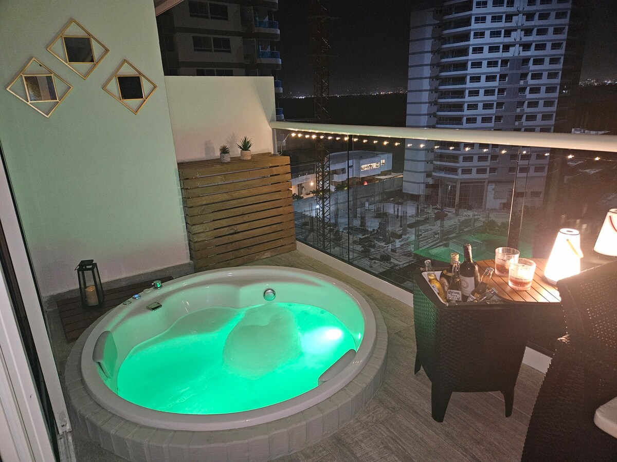 Luxury Loft private jacuzzy & sea view