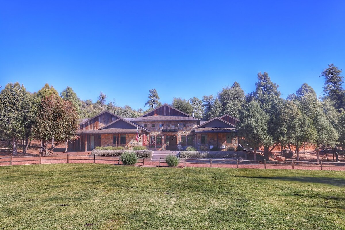 Large Cabin at Juniper Pines