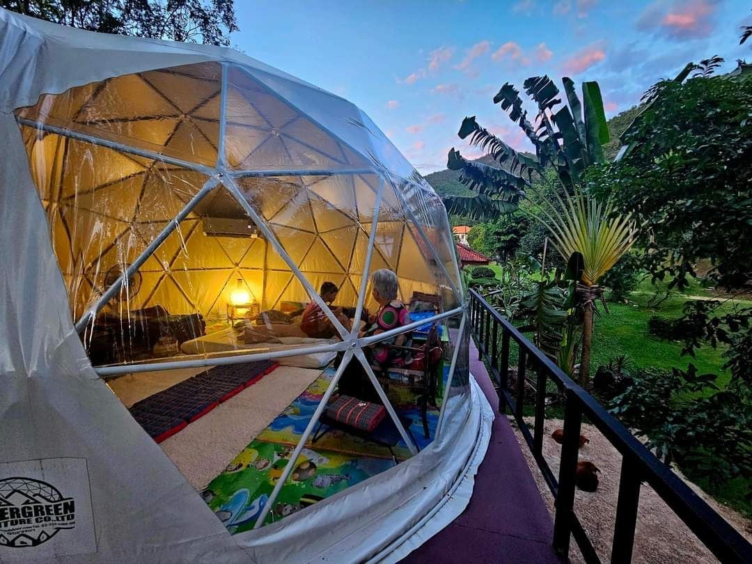 The Mountain Dome At Treehouses