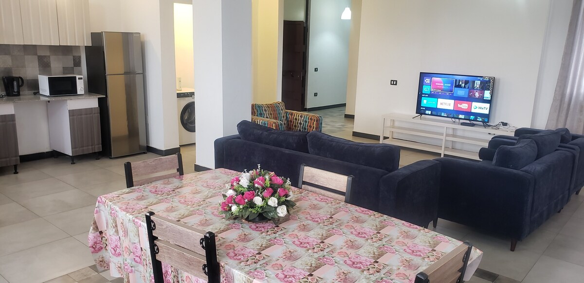 Leyo furnished Apartment 3 bedrooms.