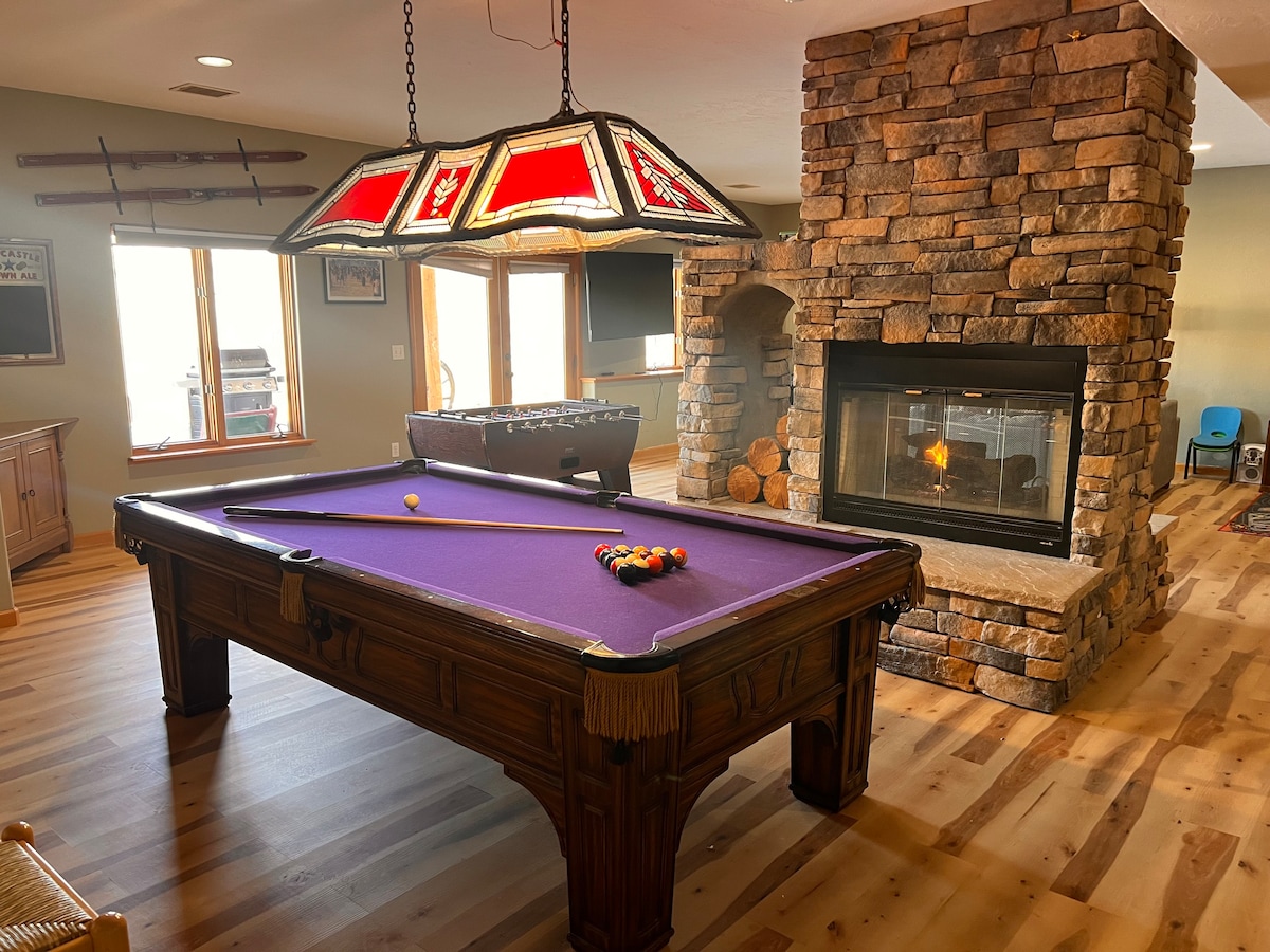 Game Room, Hot Tub, Privacy, Comfort
