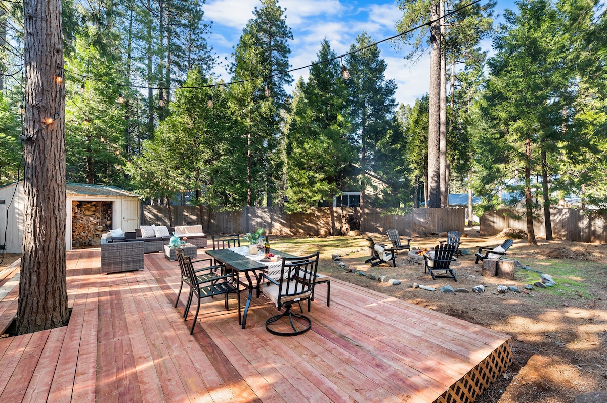 Rustic Chic Cabin near Lassen