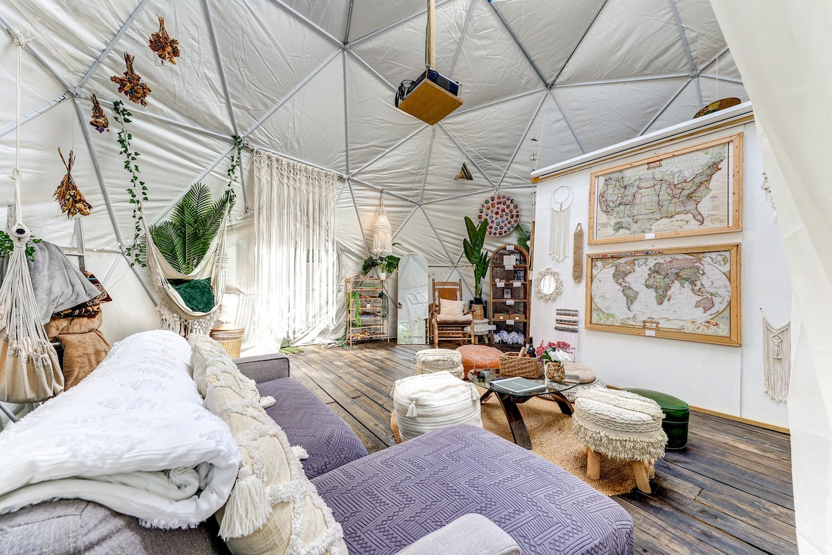 Gorgeous Geodesic Dome, Nature Experience WITH AC!