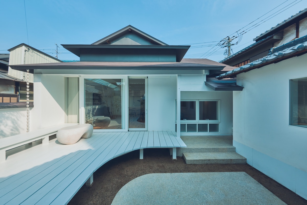【20％OFF】Art featured old house renovated by MUJI