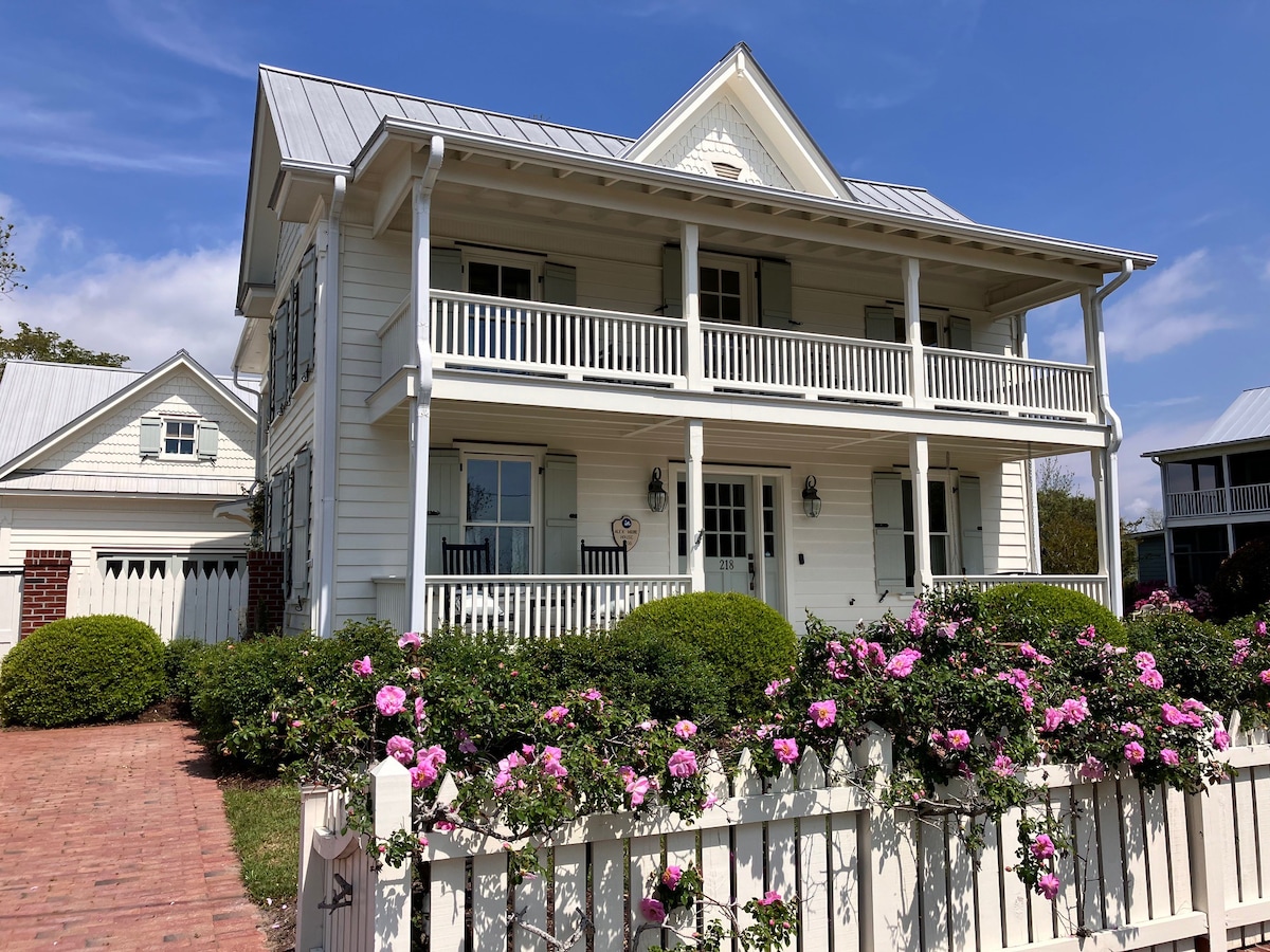 Alex Moore House (est. 1906) w/free beach parking