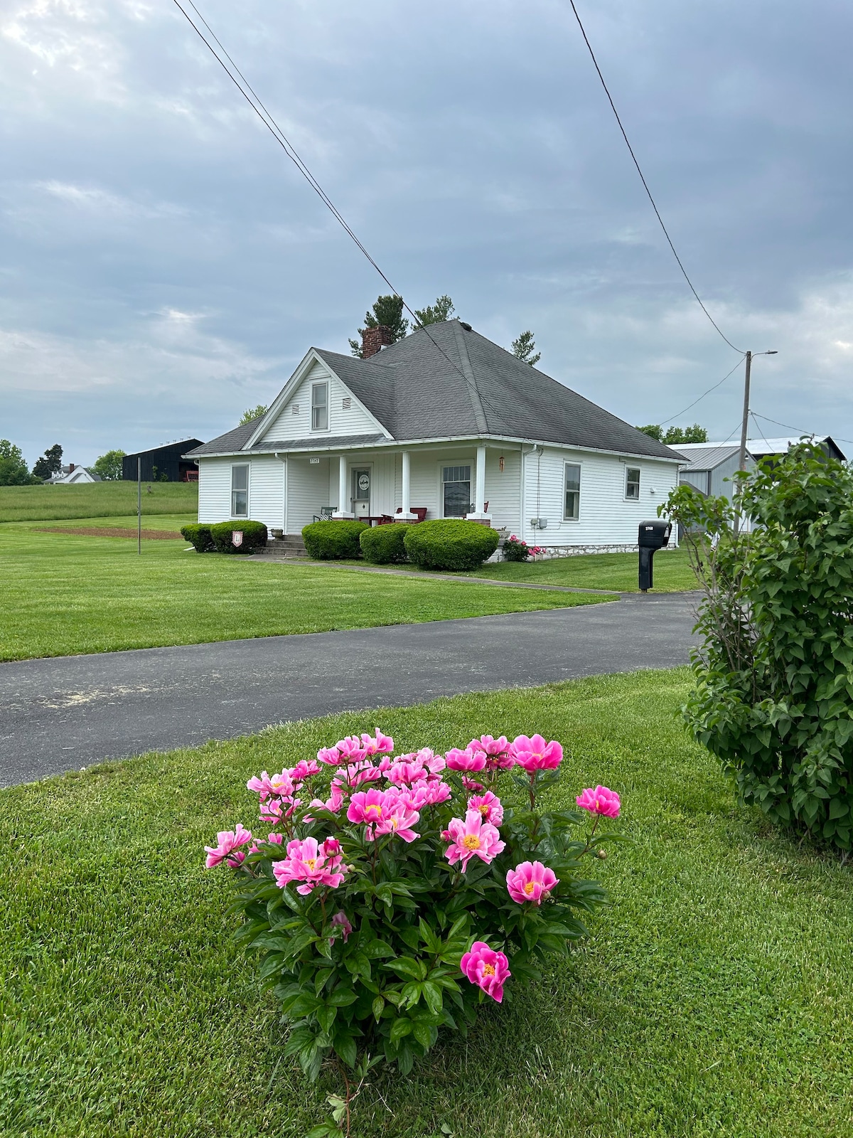 Rose Hill Country Farmhouse