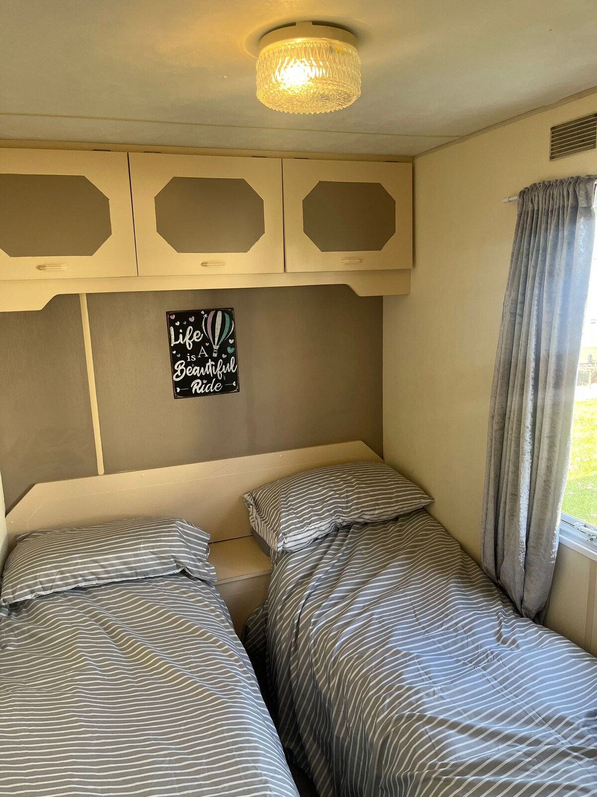 3 bedroom mobile home