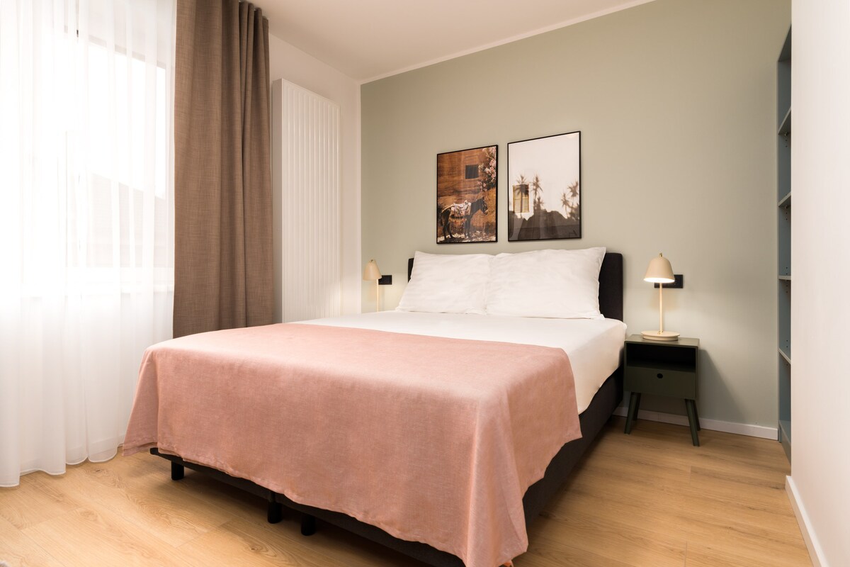 Vienna Favoritenstr | Suite +Sofa Bed & Balcony LT