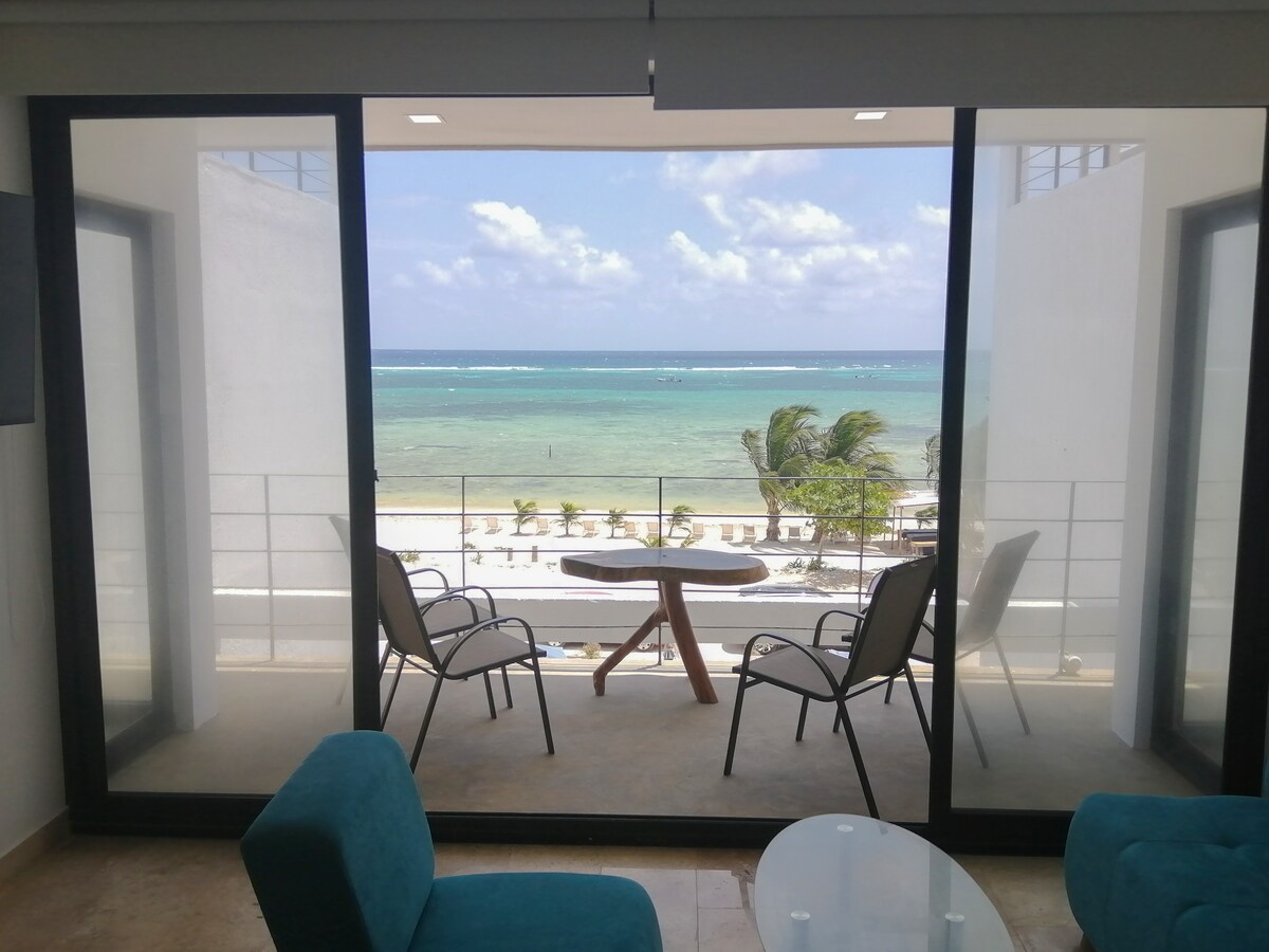 Hermoso departamento frente al mar en Mahahual