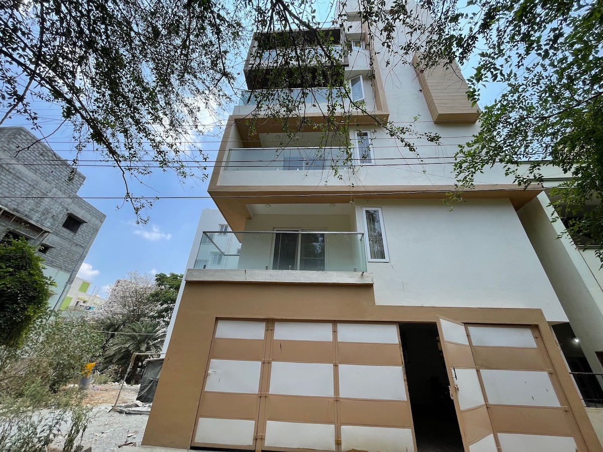 SSN HomeStay in Bangalore (SN 206-01), Near PLAY