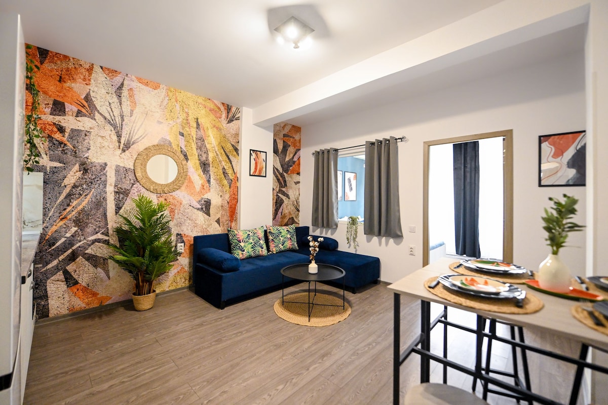 City Charm: Modern 1BR Apartment in the Old Town