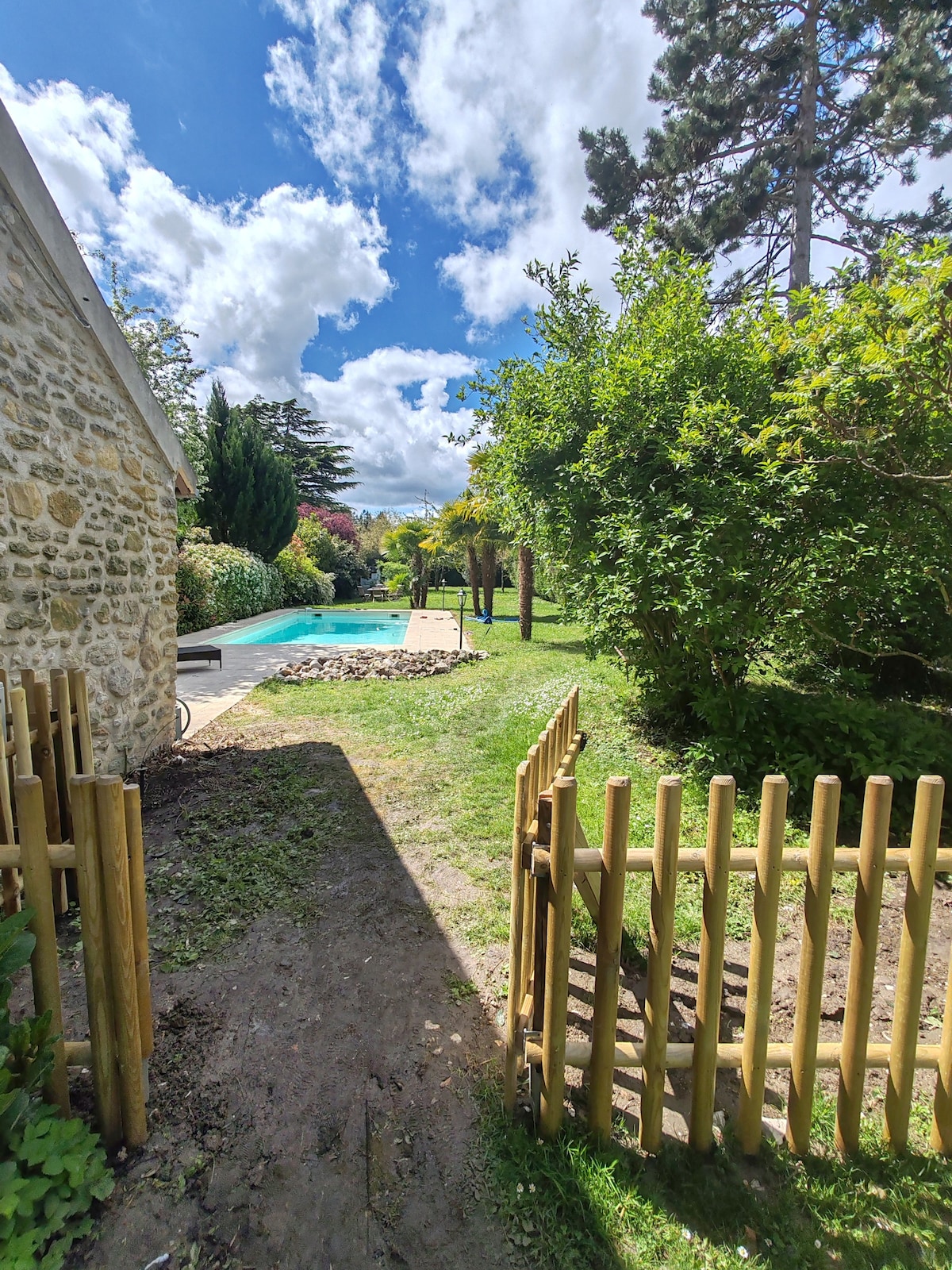 Maison avec piscine 6 personnes 44 kms de Paris