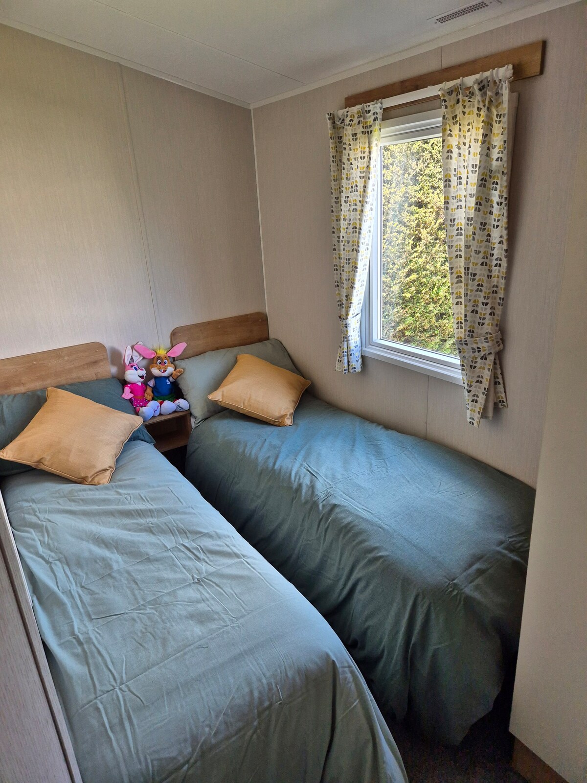 3 Bedroomed caravan to rent