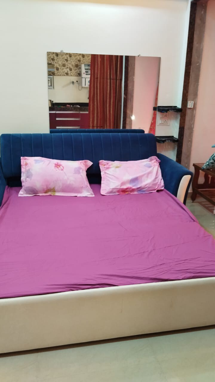 Navi Mumbai家具单间公寓
