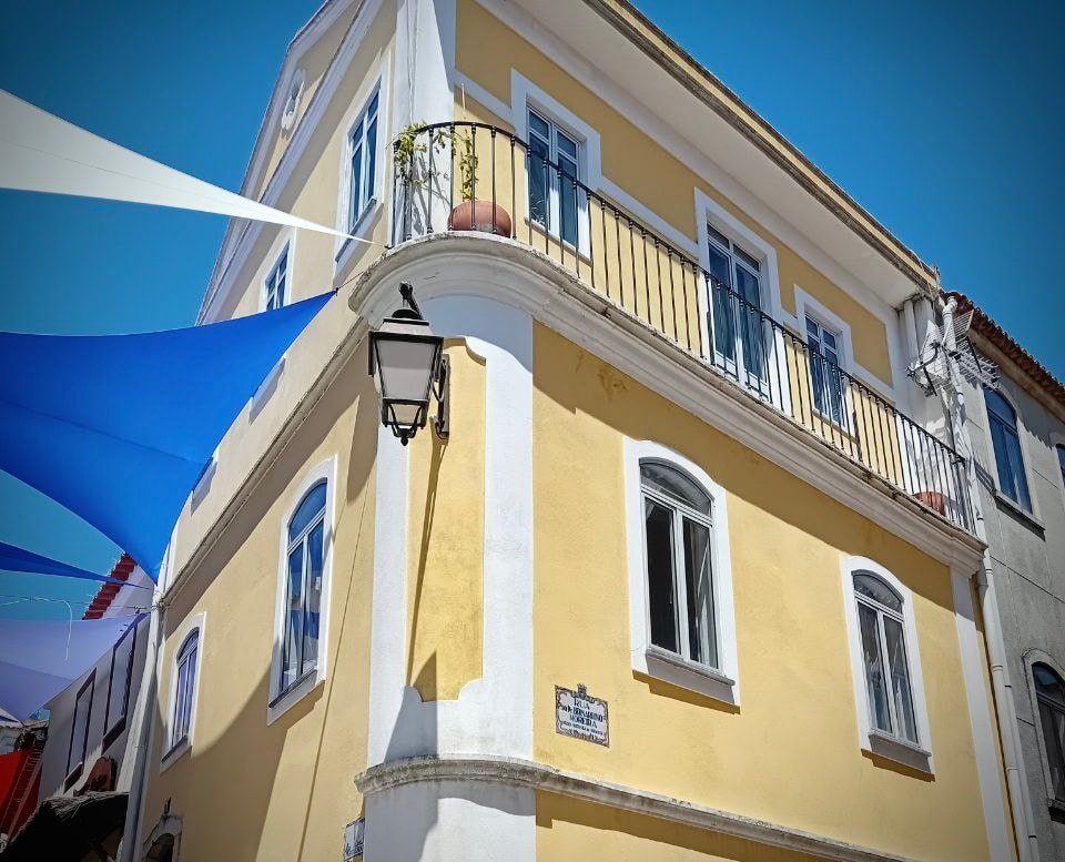 "The Corner House"  Townhouse in Monchique Centre