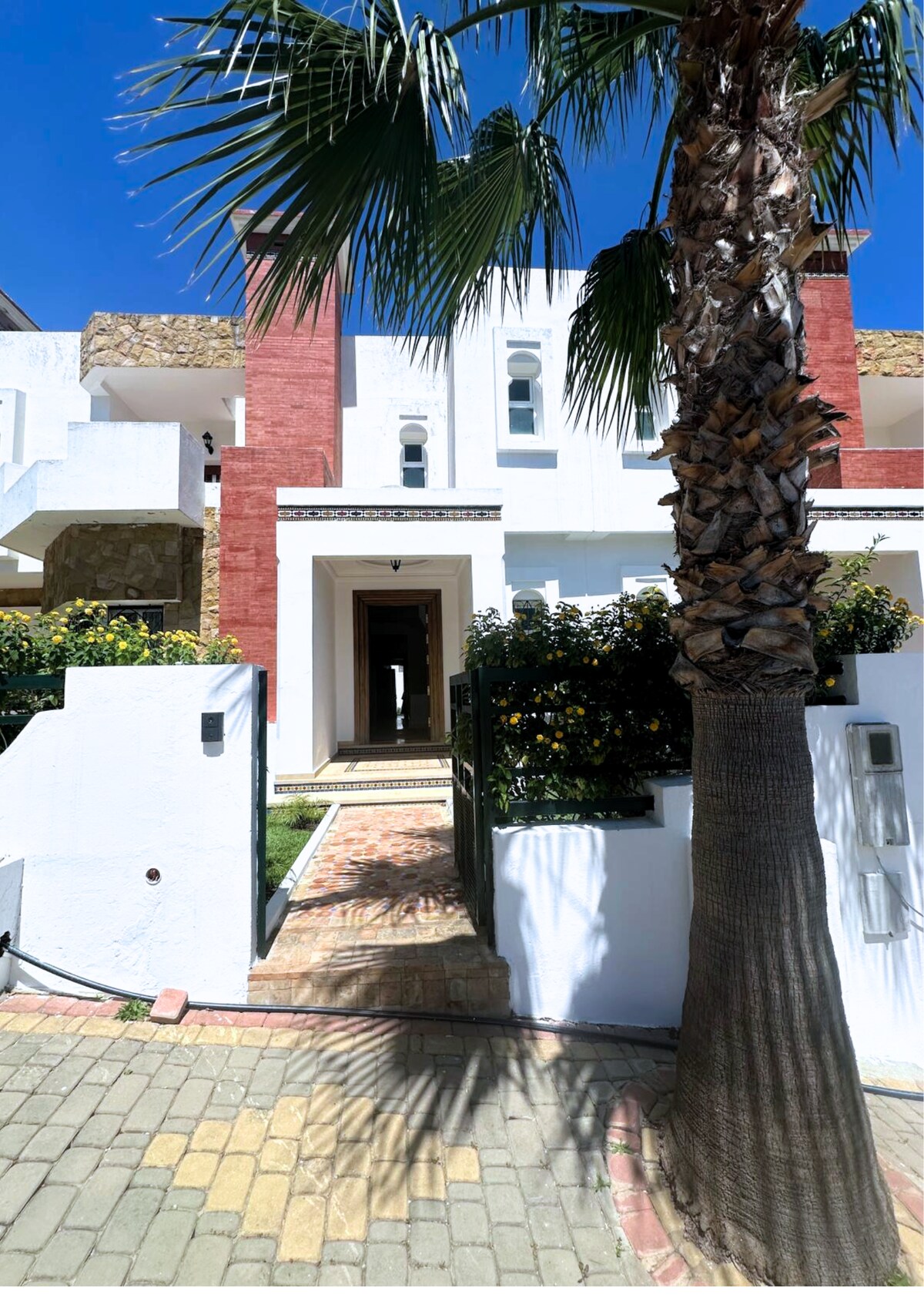 Belle villa avec piscine et hammam à Tanger
