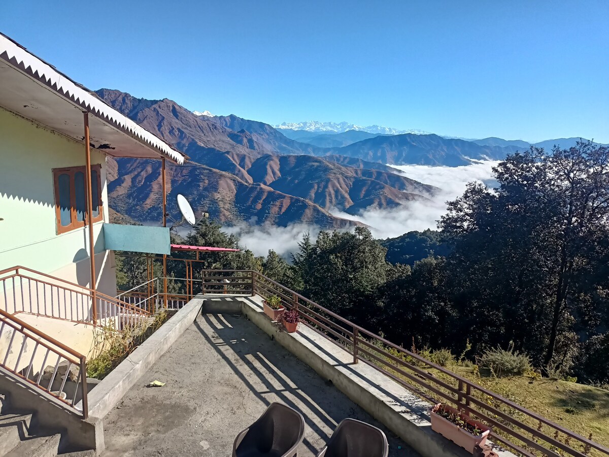 Snow Valley - 102 Himalyan View