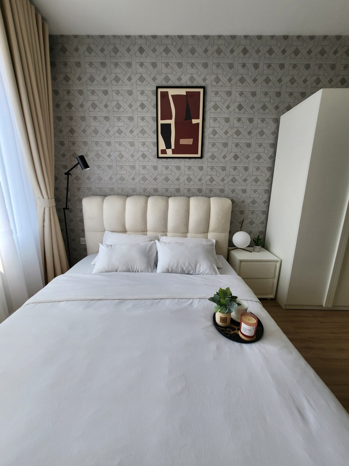 InstaWorthy 2卧+2间卧室，带城市景观，距离碧文（ Bui Vien ） 500米