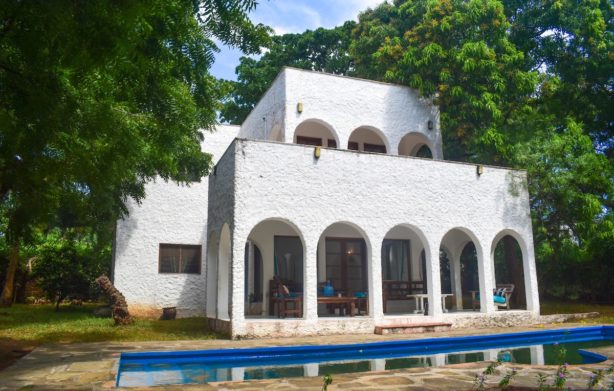 Peaceful Private Pool in Malindi