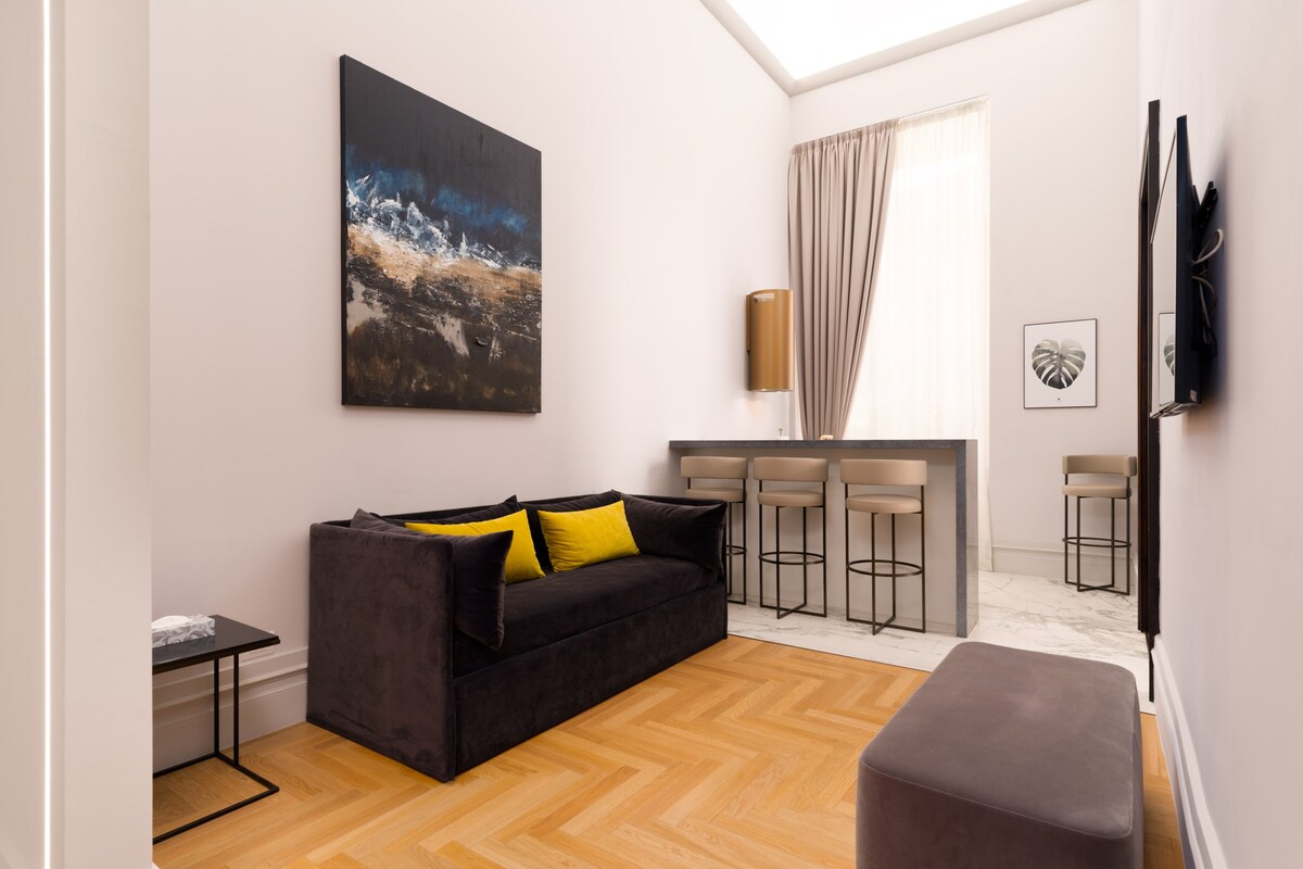 limehome Lecce Palazzo BN | Two-Bedroom Apartment