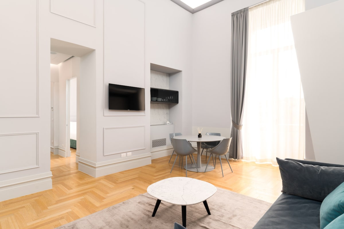 limehome Lecce Palazzo BN | 2-Bedroom Apt +Balcony