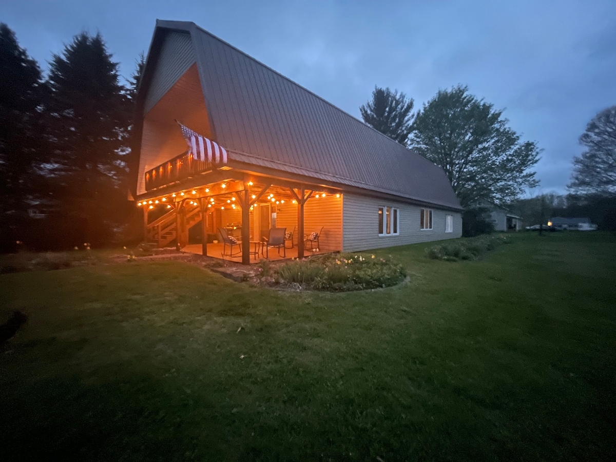 Big Barn in Bemus Point