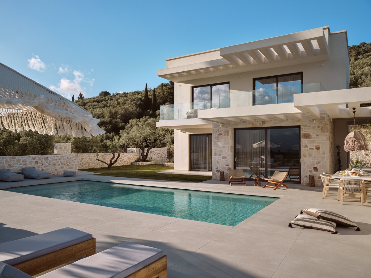 Armela Villa, with Pool & Captivating Views