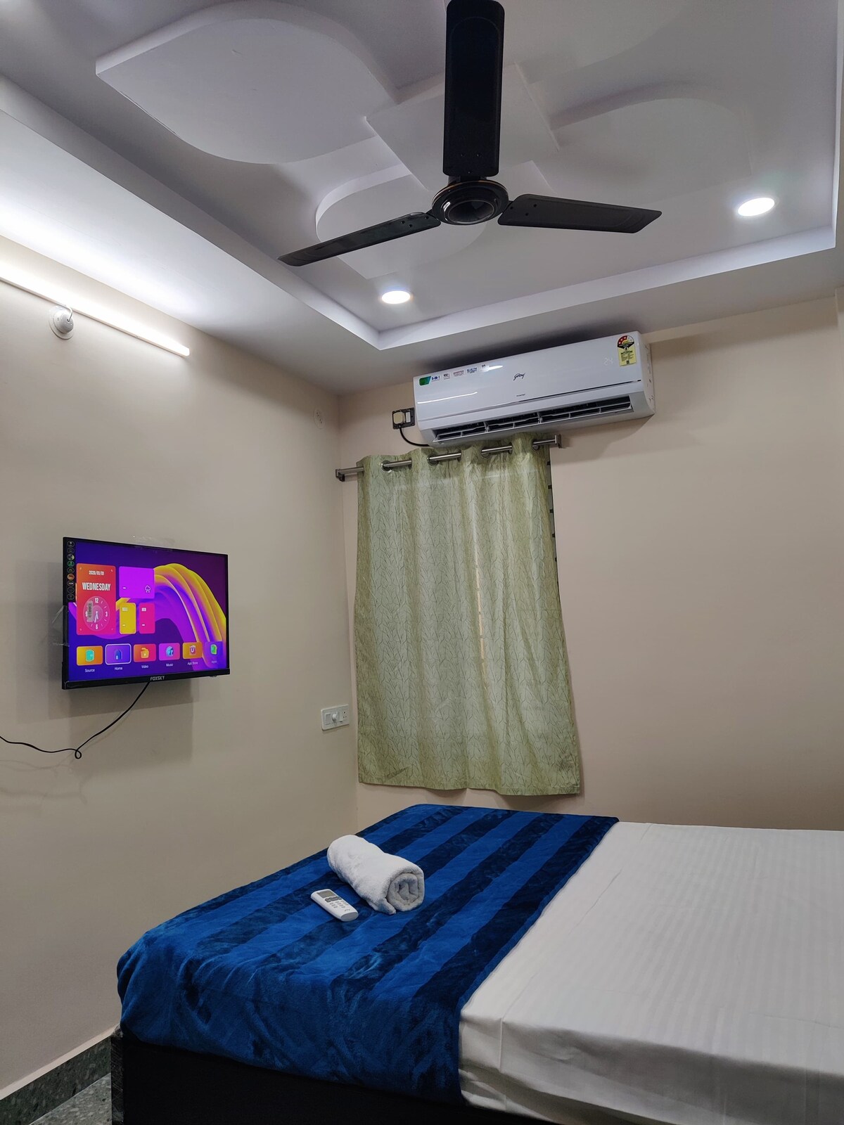 Aariv HomeStay (Single Room)