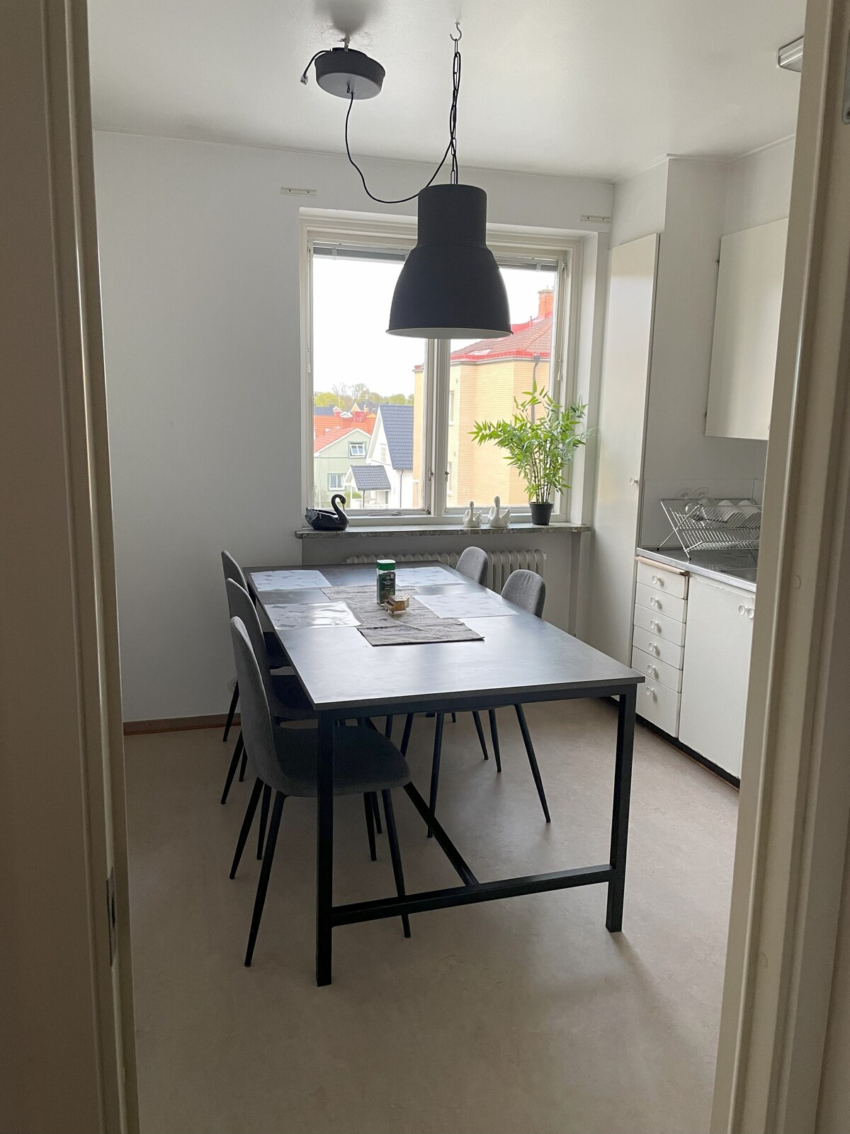Örebro的舒适公寓