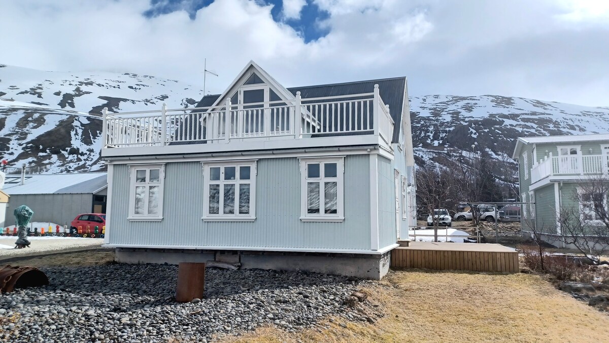 Seyðisfjörður乡村小屋