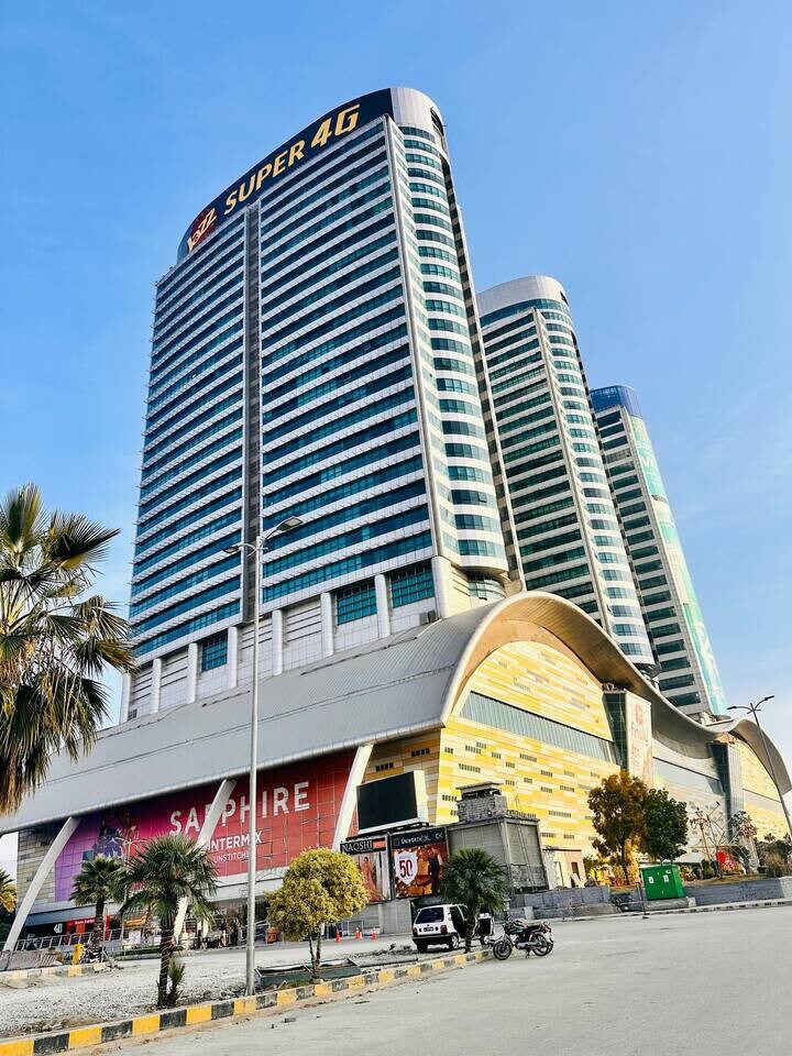 Centaurus Mall Vista: Luxe 3-Bed Margalla View!